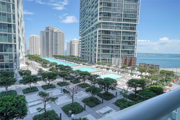 Icon Brickell Tower 3, 485 Brickell Ave #1701, Miami, Florida 33131, image 1