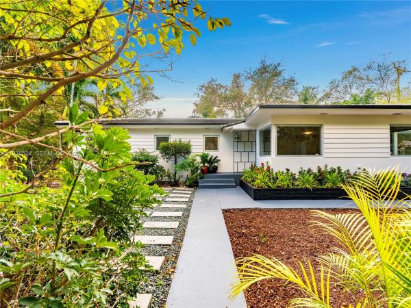 Bayshore, 650 NE 60th St, Miami, Florida 33137, image 1