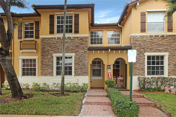 The Shores At Isles Of Bayshore, 9219 SW 227th St #9, Cutler Bay, Florida 33190, image 1