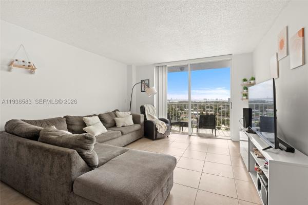 Vecino Del Mar, 2350 NE 135th St #1006, North Miami, Florida 33181, image 2