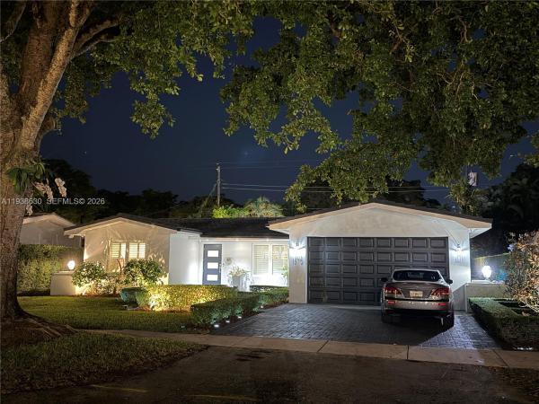 Riviera, 1510 Urbino Ave, Coral Gables, Florida 33146, image 3