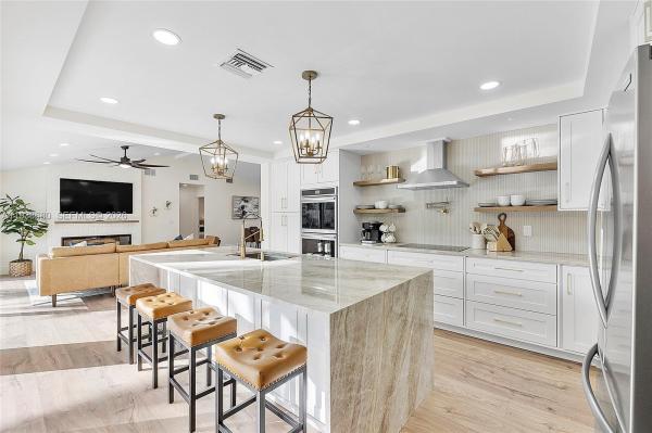 Lake Placid, 3540 NE 28th Ave, Lighthouse Point, Florida 33064, image 2