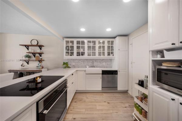 3800 S Ocean Dr #817, Hallandale Beach, Florida 33019, image 1