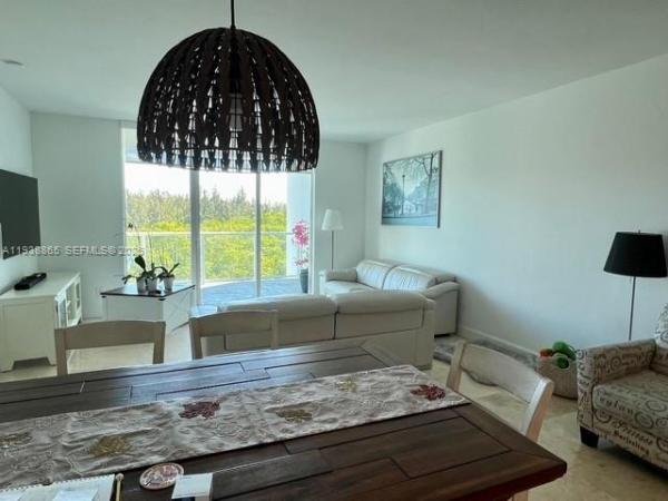 One Fifty One At Biscayne, 14951 Royal Oaks Ln #505, North Miami, Florida 33181, image 1