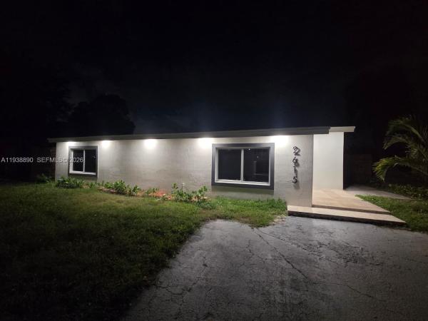 North Margate, 2615 NW 62nd Ave, Margate, Florida 33063, image 1