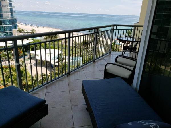 DoubleTree By Hilton Ocean Point Resort & Spa, 17375 Collins Ave #906, Sunny Isles Beach, Florida 33160, image 2