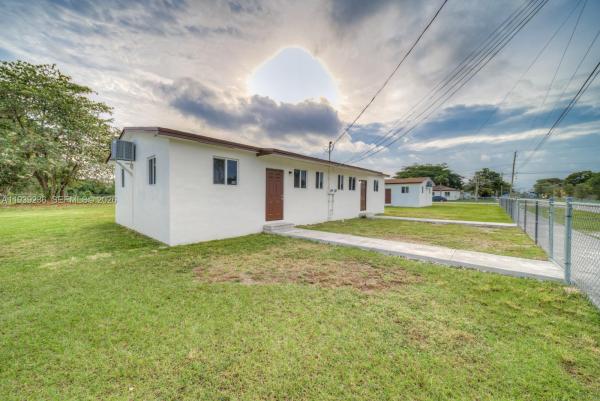 Diane Park, 10290 SW 177th St, West Perrine, Florida 33157, image 1