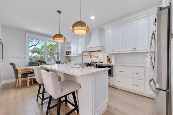 Kendall Breeze South, 12480 SW 125th Ter, Kendall, Florida 33186, image 1