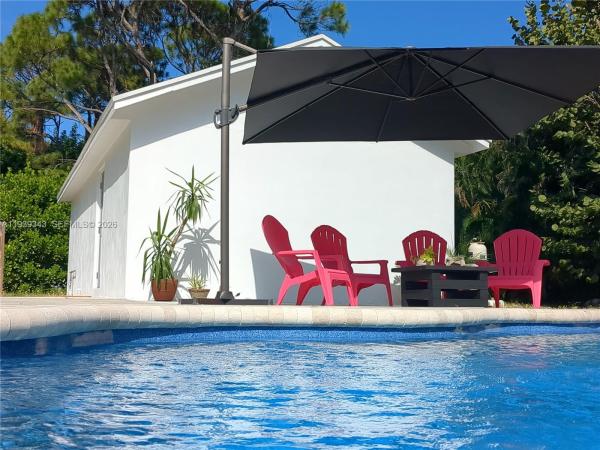 Palm Beach Gardens No HOA, 11324 Palm Tree Ln, Palm Beach Gardens, Florida 33410, image 1