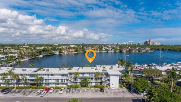 Sunrise Bay Club, 2727 Yacht Club Blvd #2C, Fort Lauderdale, Florida 33304, image 2