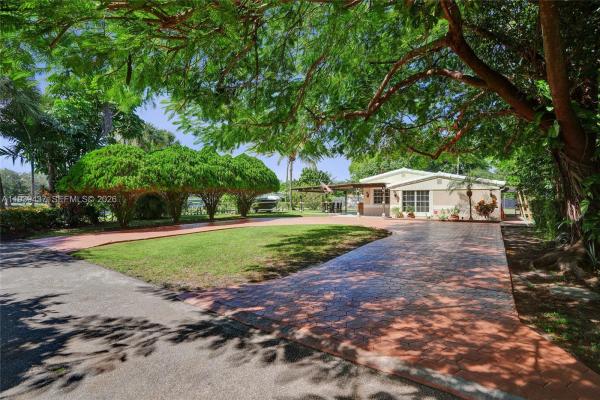 Fulford By The Sea, 1101 NE 182nd St, North Miami Beach, Florida 33162, image 3
