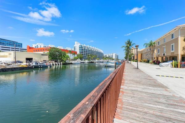 Aventi At Aventura, 2861 NE 185th St #302, Aventura, Florida 33180, image 1