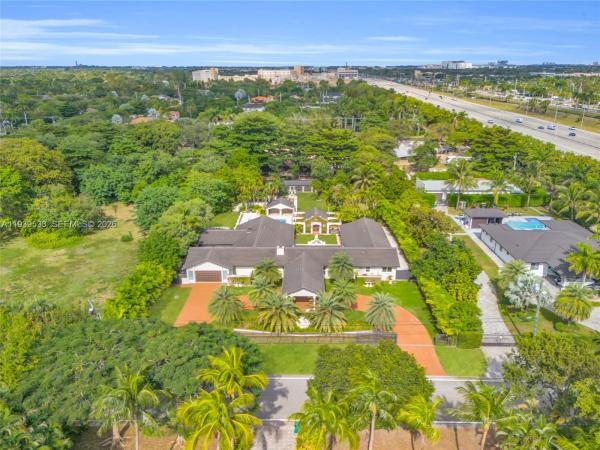 Bird Road Farmsites, 11835 SW 47th St, Kendale Lakes, Florida 33175, image 2