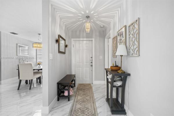 Mariner Village Garden, 3549 Magellan Cir #418, Aventura, Florida 33180, image 3