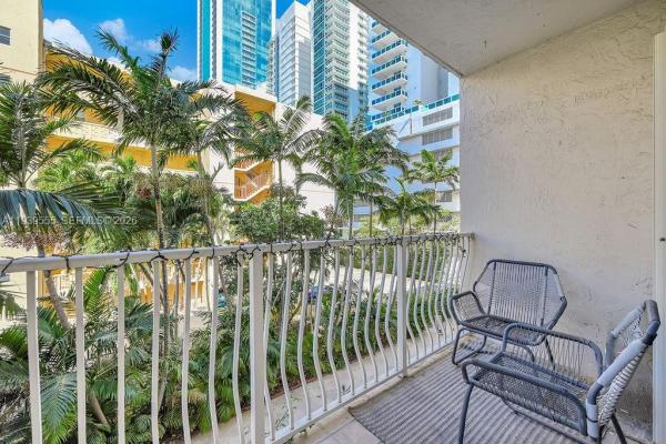 La Piazza Navona, 677 NE 24th St #304, Miami, Florida 33137, image 1