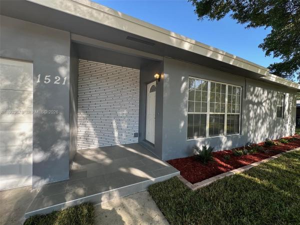 Pompano Beach Highlands, 1521 NE 43rd Ct, Pompano Beach, Florida 33064, image 1
