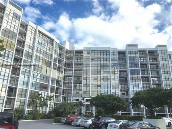 Oceanview Park, 800 Parkview Dr #1018, Hallandale Beach, Florida 33009, image 1