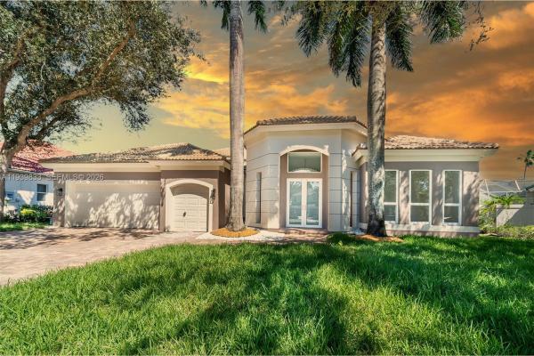 Rolling Hills Golf And Tennis Club, 8041 Bermuda Point Ln, Davie, Florida 33328, image 1