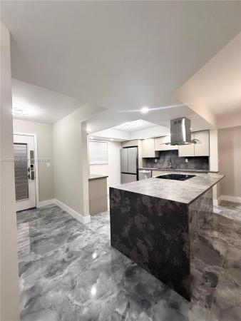 Lakes Of Carriage Hills, 4930 E Sabal Palm Blvd #206, Tamarac, Florida 33319, image 1