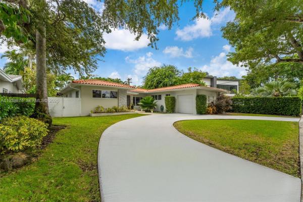 Bay Heights, 54 Bay Heights Dr, Miami, Florida 33133, image 2