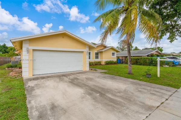 Hyde Park, 4501 SW 26th St, West Park, Florida 33023, image 2