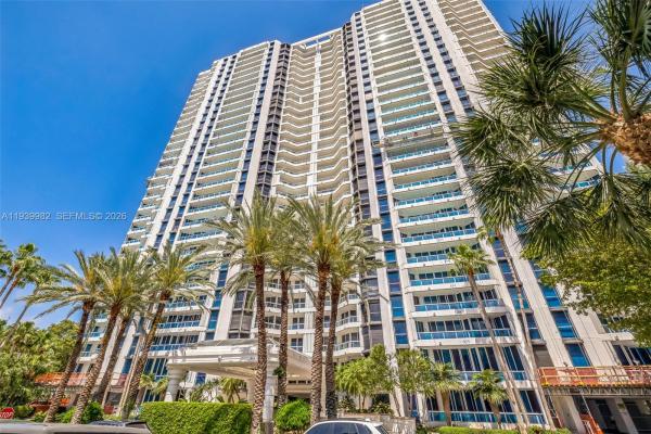 North Tower At The Point, 21205 NE 37th Ave #1802, Aventura, Florida 33180, image 1