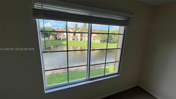 Emerald Isle At Laguna Lakes, 4200 San Marino Blvd #308, West Palm Beach, Florida 33409, image 2