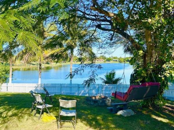 Unincorporated Dade County, Florida 33157, image 1