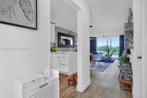 Hollybrook Golf & Tennis Club, 8900 Washington Blvd #320, Pembroke Pines, Florida 33025, image 1