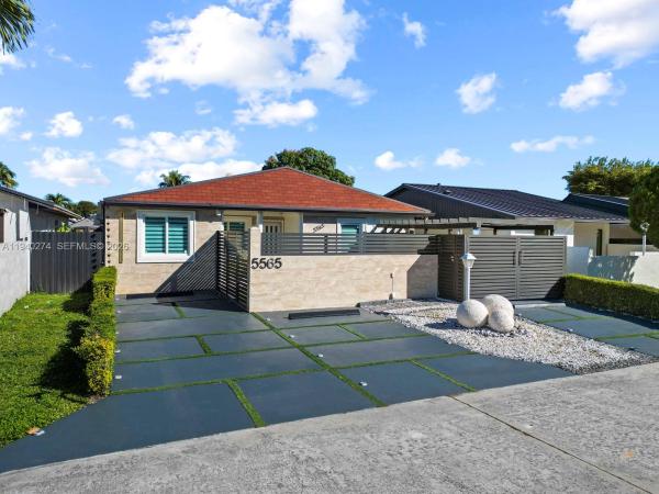 Lakes Of Acadia, 5565 NW 193rd Ln, Miami Gardens, Florida 33055, image 1