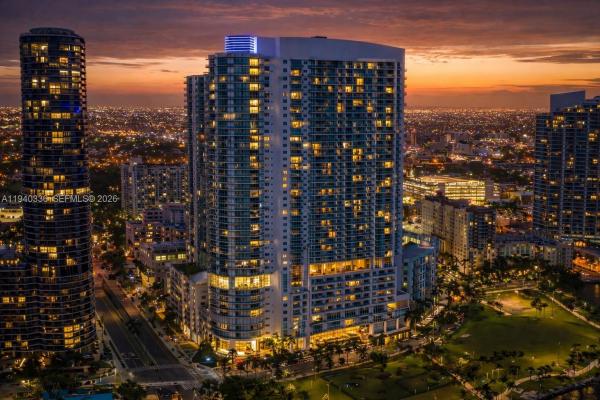 1800 Club, 1800 N Bayshore Dr #2006, Miami, Florida 33132, image 1