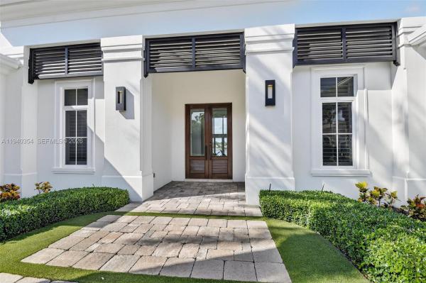 L'Hermitage At Frenchman's Reserve, 642 Hermitage Cir, Palm Beach Gardens, Florida 33410, image 2