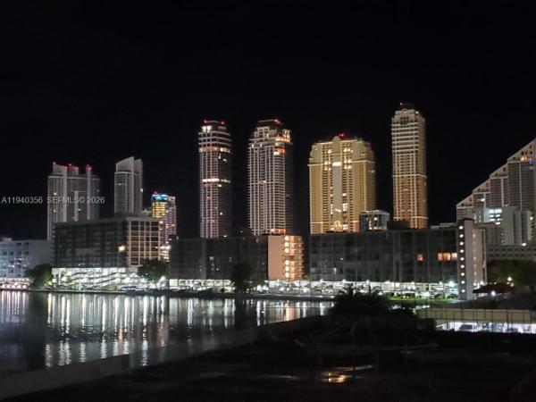 Winston Towers 500, 301 174th St #514, Sunny Isles Beach, Florida 33160, image 2