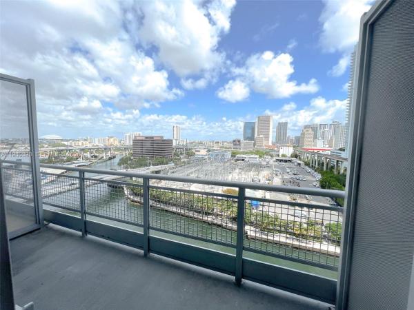 Neo Vertika, 690 SW 1st Ct #1511, Miami, Florida 33130, image 1