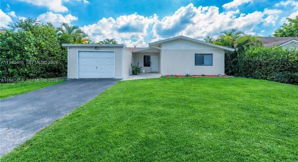 Isles Of Tamarac, 10010 NW 71st Pl, Tamarac, Florida 33321, image 1