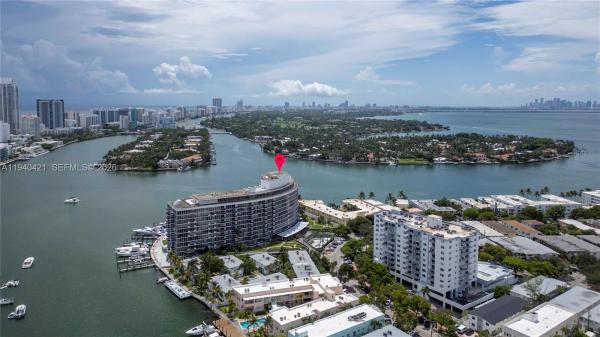 King Cole, 900 Bay Dr #125, Miami Beach, Florida 33141, image 1