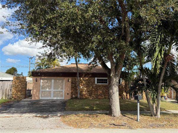 Coral Highlands, 11611 SW 83rd Ter, Kendall, Florida 33173, image 2