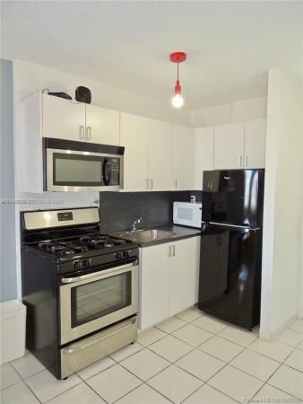The Hampton On Washington Ave, 710 Washington Ave #522, Miami Beach, Florida 33139, image 3