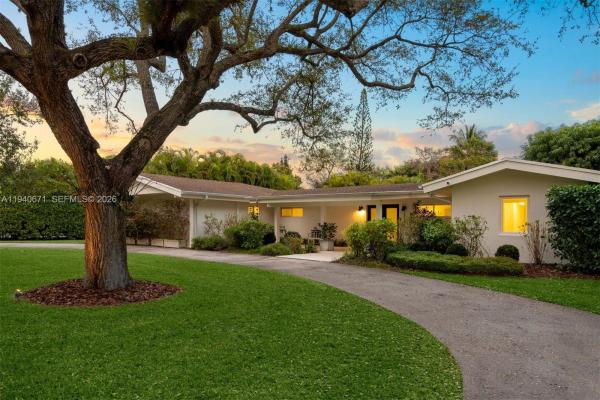 Pine Tree Estates, 12685 SW 81st Ave, Pinecrest, Florida 33156, image 2