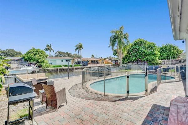 Sunset Isles, 2827 Arthur St, Hollywood, Florida 33020, image 1