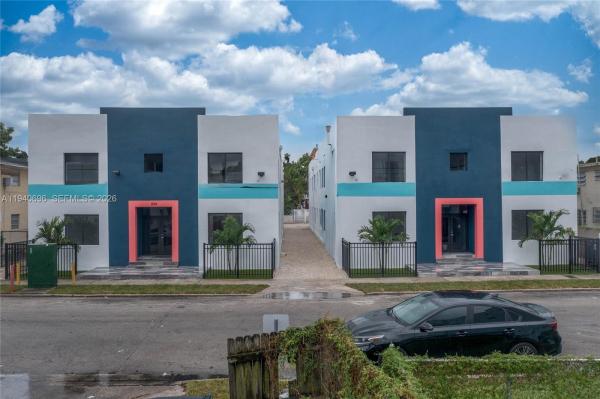 858 NW 3rd St, Miami, Florida 33128, image 1