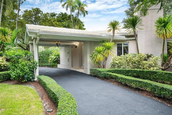 Biltmore, 648 Sevilla Ave, Coral Gables, Florida 33134, image 1