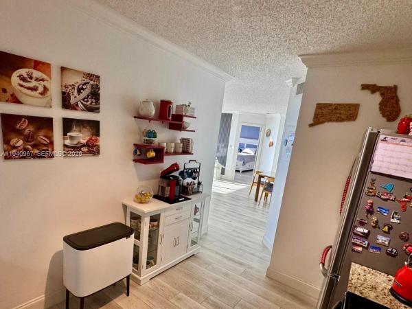 Mystic Pointe Tower 500, 3530 Mystic Pointe Dr #2403, Aventura, Florida 33180, image 3