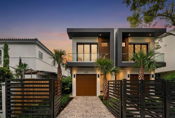Carters, 3067 Hibiscus St, Miami, Florida 33133, image 1