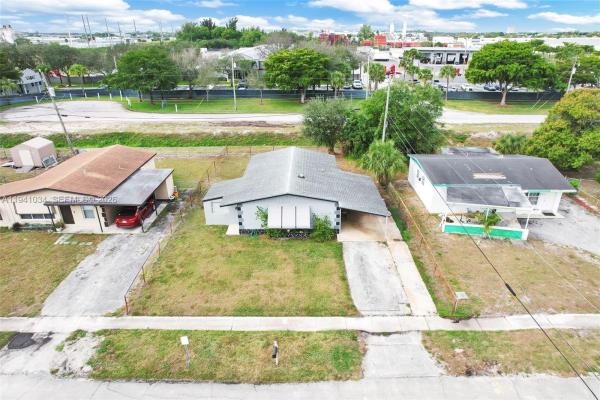 Riviera Beach Heights, 251 Avenue O, Riviera Beach, Florida 33404, image 2