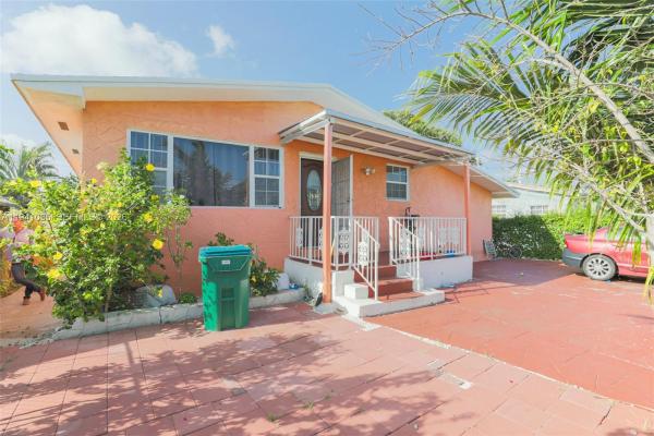 827 NW 73rd St, Unincorporated Dade County, Florida 33150, image 1