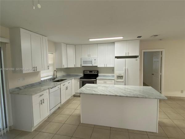 Kimberly Village, 851 SW 63rd Way #851, North Lauderdale, Florida 33068, image 1