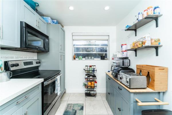 Omega, 7500 NW 17th St #207, Plantation, Florida 33313, image 2