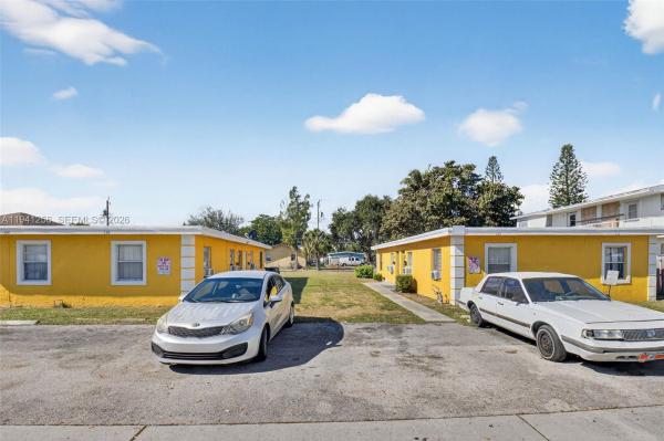 130 SW 8th Ave, Lake Park, Florida 33444, image 1