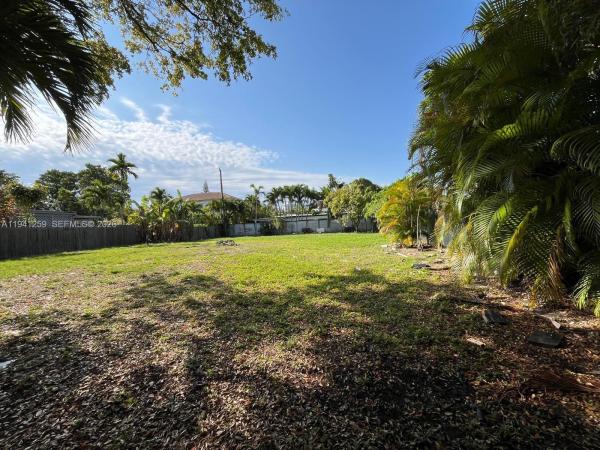 Keystone Point, 1920 Keystone Blvd, North Miami, Florida 33181, image 2